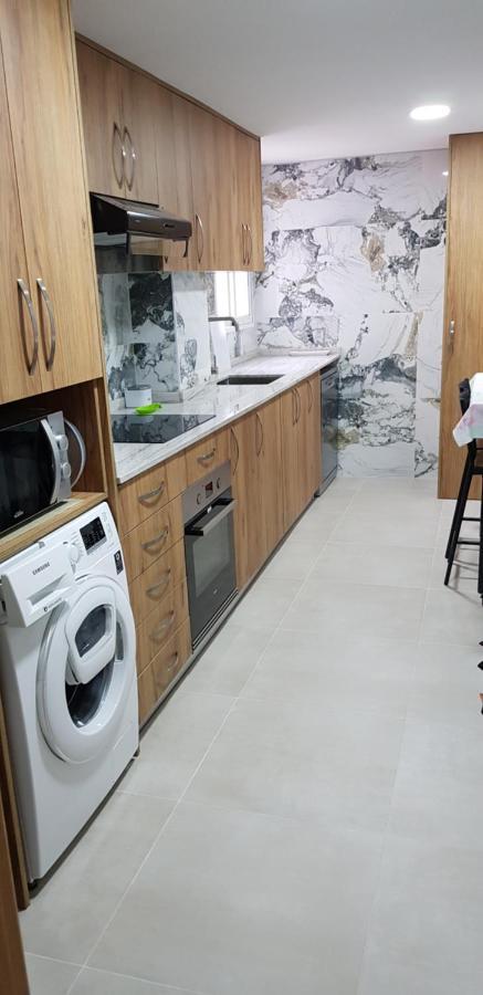 Habitacion Tranquila, Agradable Cerca De Valencia En Vivienda Compartida Paterna Luaran gambar